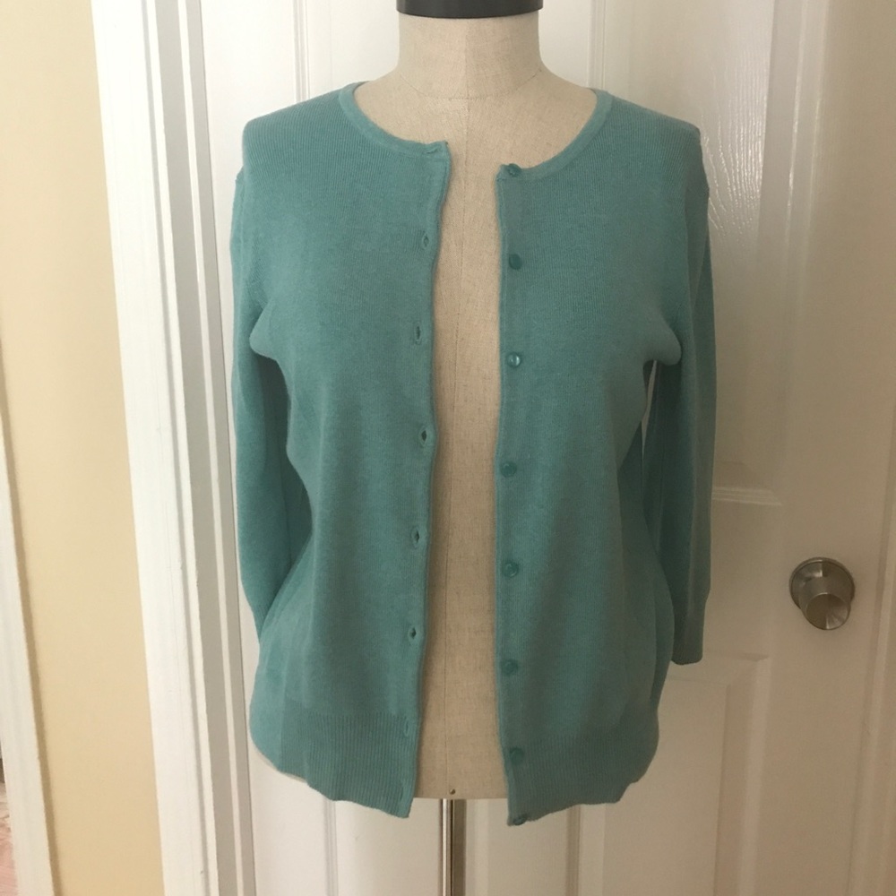 🎉 3 for $20 sale - Women's cardigan EUC